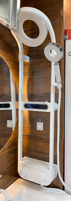 علم دوش وارداتی