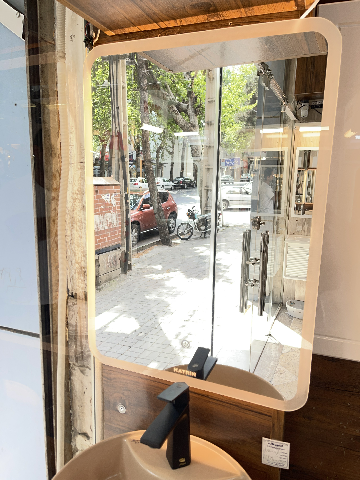 آینه مستطیل عمودی نور آفتابی ابعاد 50*70 کد 2