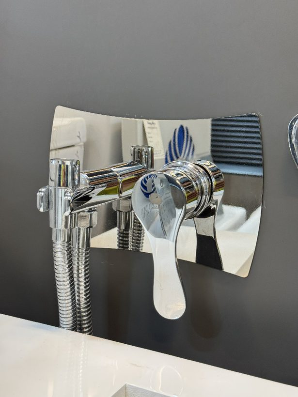 توالت توکار